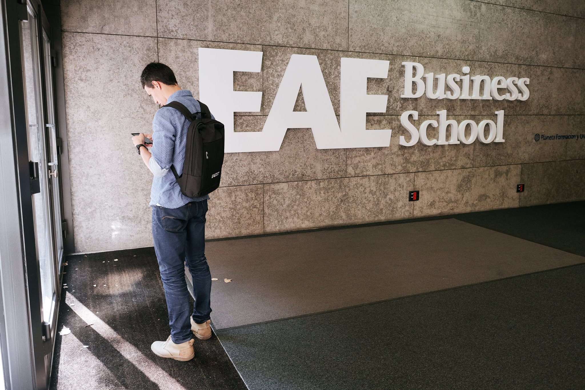 Alumno en la sede de EAE Business School