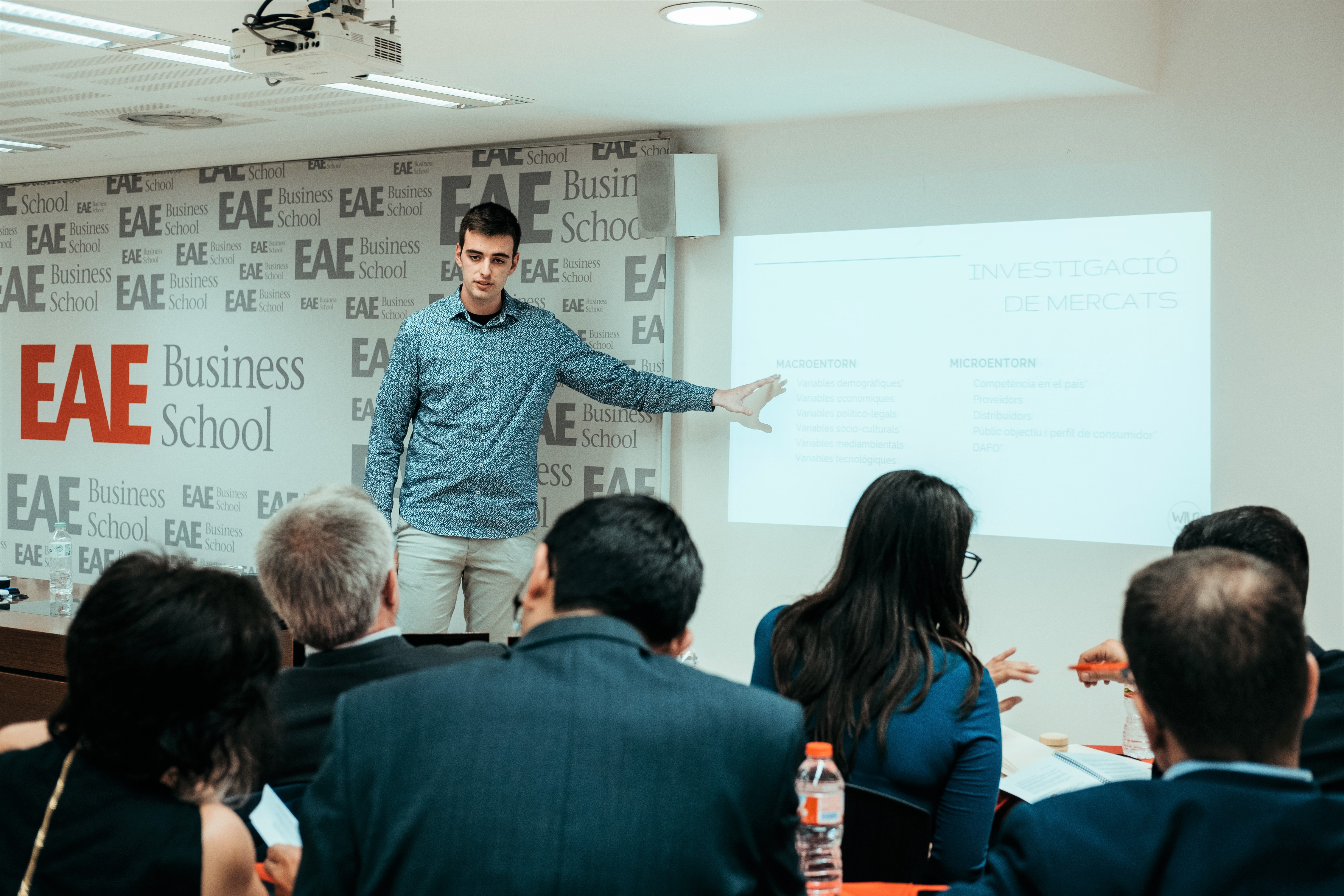 EAE presents the High School Baccalaureate Awards with the aim of enhancing young talent