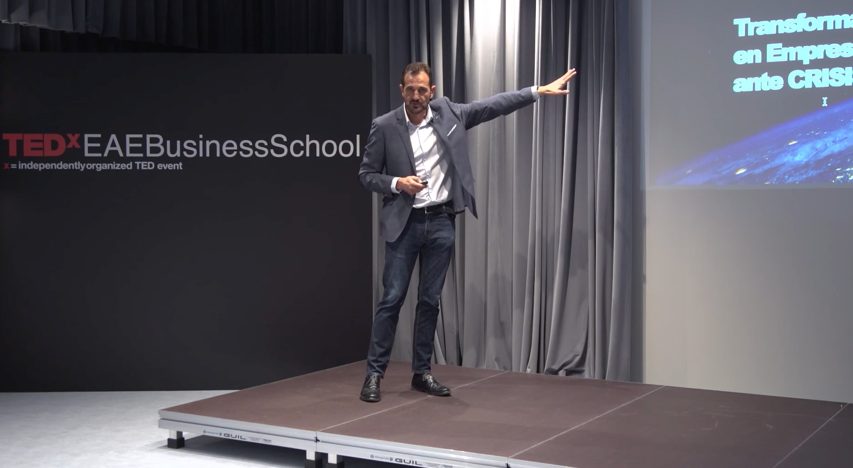 José Luis Santamaría 