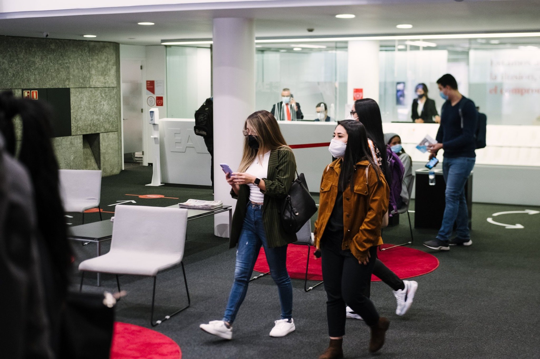 : Imagen de estudiantes en EAE | Adecco Ecuador y EAE Business School: Una alianza para garantizar la empleabilidad de los estudiantes