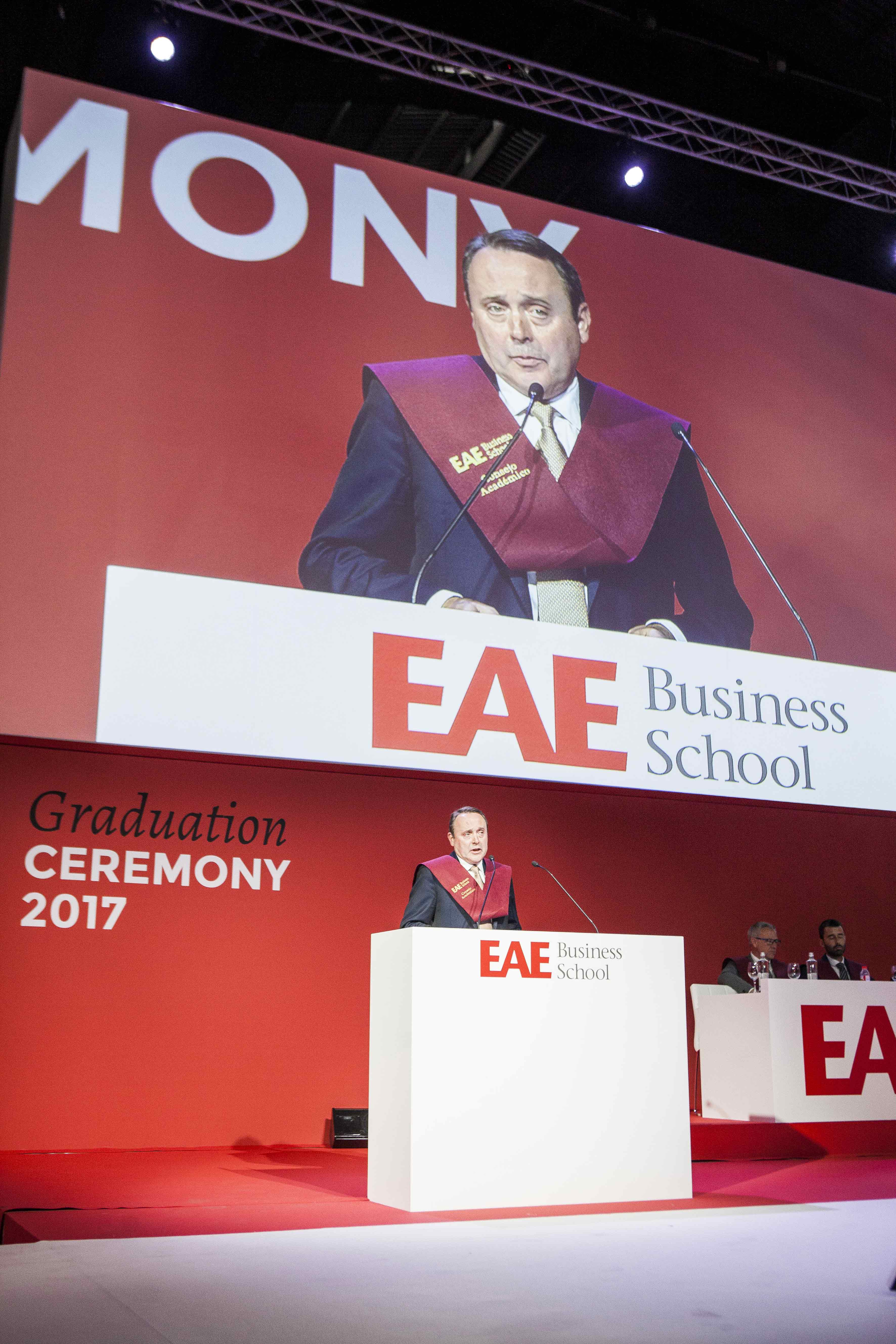 Joan Castells, the patron of EAE's 2016/2017 graduating class and Chairman de FIATC Joan Castells, the patron of EAE's 2016/2017 graduating class and Chairman de FIATC