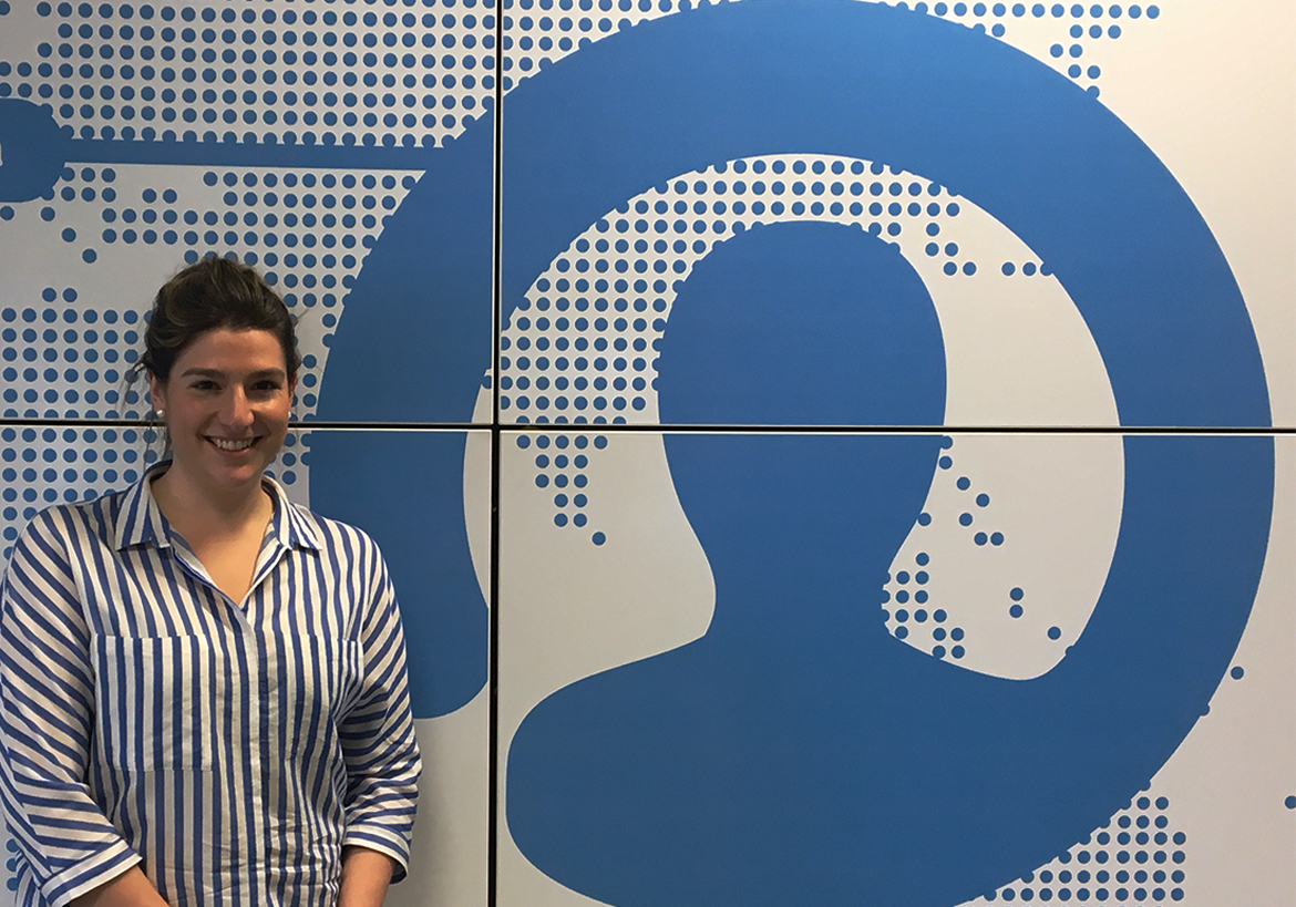 Marina Salmerón, alumna de EAE Business School y Digital Communications & Social Media Specialist en Telefónica On The Spot Services