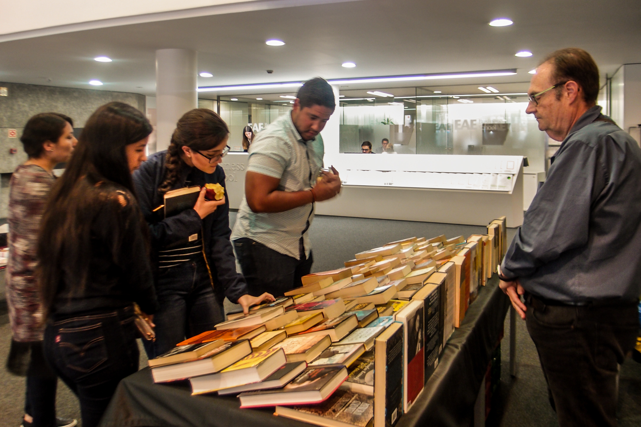 Éxito en la campaña Libro Solidario 2018 de EAE Business School Éxito en la campaña Libro Solidario 2018 de EAE Business School