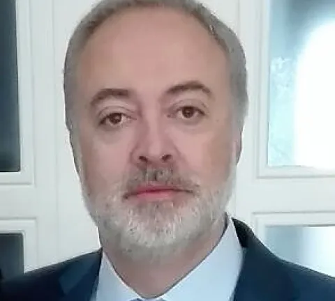 Director of the Master in International Business