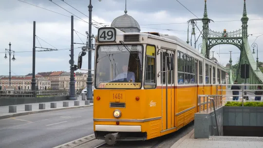 Guess Susana’ Destination and Discover Her Story→ 3