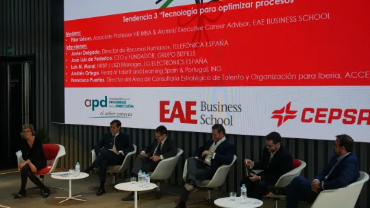 Four trends in company training and development applied in leading companies in their sectors