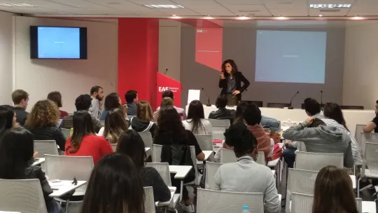 Carreras profesionales: Ready, Set and
GO! Carreras profesionales: Ready, Set and
GO!