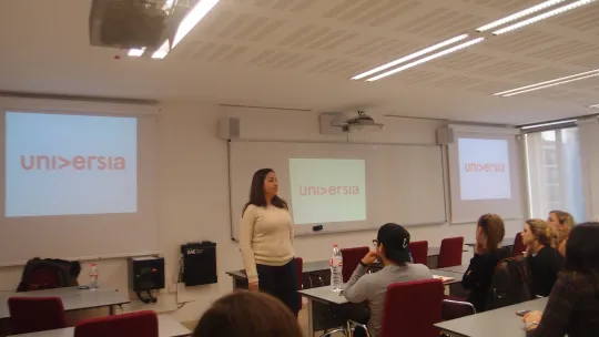Teresa Vila, a consultant at Universia, visited the Barcelona Campus of EAE Business School 
