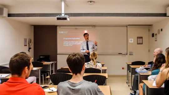 "Leadership is a relationship of influence between leaders and collaborators" "Leadership is a relationship of influence between leaders and collaborators"