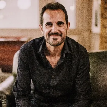 José L. Santamaría