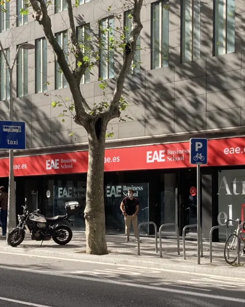 EAE Business School: Image of the campus