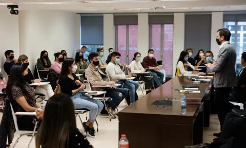 Image of EAE students | Generating corporate development strategies for an industrial cluster