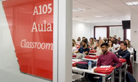 Acquiring a basic knowledge of finance for making business decisions  the goal of the Focused Program run by Professor Martí Pachamé