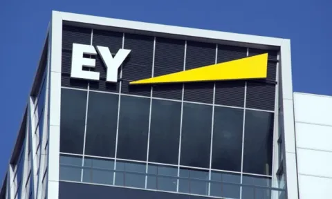 "En EY no ponemos límites a la carrera profesional"