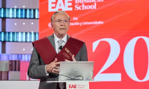 Isidro Fainé: “A true leader is authentic. You can trust in their word and their intentions. They learn from their mistakes and set an example”