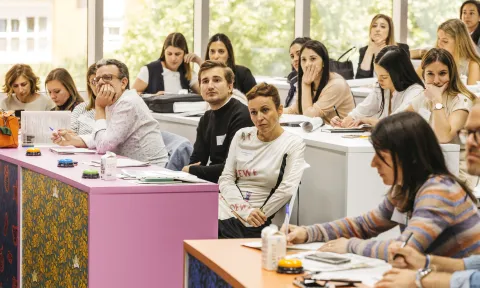 Cuatro alumnas de EAE Business School seleccionadas para el programa de talento de LOEWE