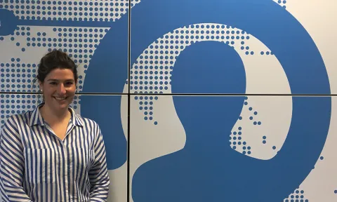 Marina Salmerón, alumna de EAE Business School y Digital Communications & Social Media Specialist en Telefónica On The Spot Services