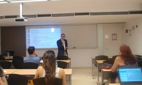 "Existen diferentes modelos alternativos de financiación a parte de la banca"