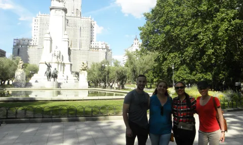 Muchas historias por descubrir en la visita guiada por la Gran Vía madrileña