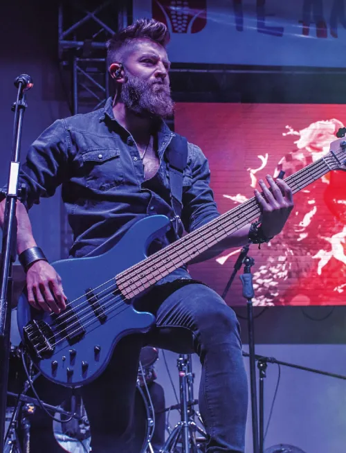 "La música es un producto que tenemos que saber vender y posicionar, sino nadie nos va a conocer", Juan Pazmiño, bajista de Anima Inside