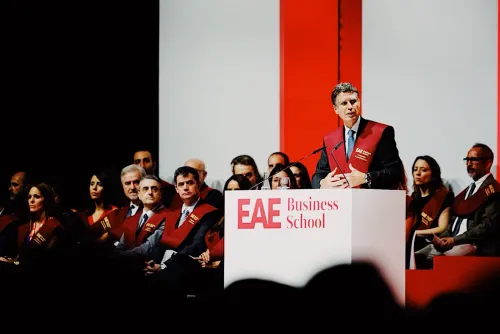 Jaime Guardiola, Consejero Delegado del Banco Sabadell: "Estamos envueltos en la revolución digital, pero siempre tiene que existir el toque humano" Jaime Guardiola, Consejero Delegado del Banco Sabadell: "Estamos envueltos en la revolución digital, pero siempre tiene que existir el toque humano"