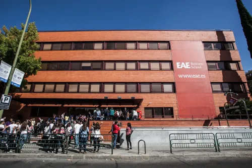 EAE Building Leaders, un nuevo servicio del Máster en Dirección de Marketing de EAE para superar los procesos de selección de grandes compañías EAE Building Leaders, un nuevo servicio del Máster en Dirección de Marketing de EAE para superar los procesos de selección de grandes compañías