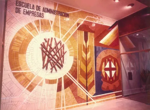 Inauguramos el nuevo campus en Avenida de la Catedral de Barcelona. Se crea la European Foundation for Management Development (EFMD) con EAE como miembro fundacional (1973).