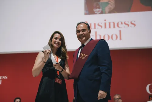 Louis Vuitton Moët Hennessy (LVMH) y Schneider Electric, premios Top Recruiter EAE 2018 Louis Vuitton Moët Hennessy (LVMH) y Schneider Electric, premios Top Recruiter EAE 2018